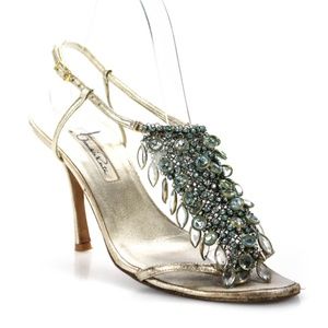 Stunning Oscar De La Renta Gold Metallic Heels